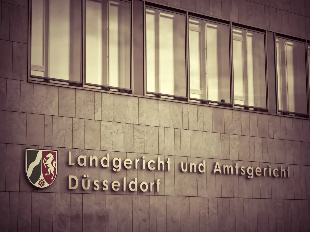 Fassade des Land- und Amtsgericht Düsseldorf